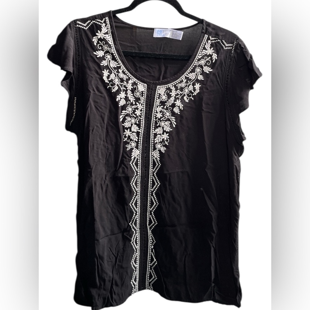 Embroidered Black & White Top